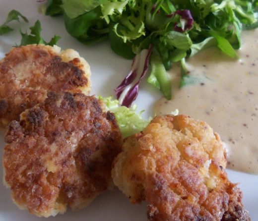 Easy to make crab cakes.