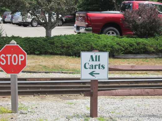 Be sure to pay attention to the signs and avoid the trains that pass through the golf course at North Conway Country Club!