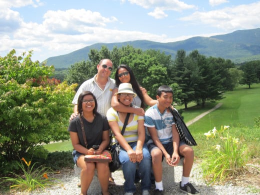 North Conway New Hampshire is one of the most beautiful places in New England to take your family on vacation!