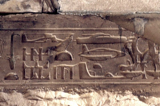 Hieroglyph allegedly depicting spacecraft and a helicopter