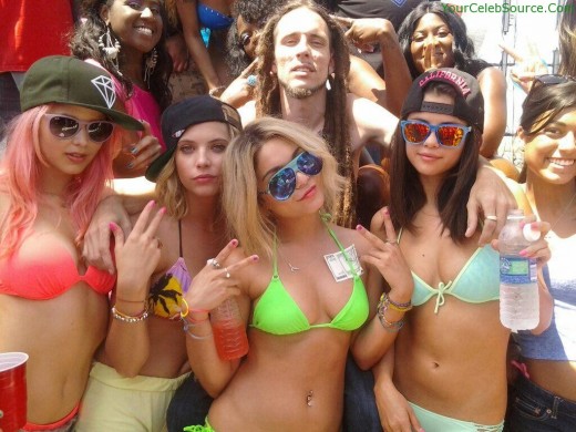 Yourcelebsource.com