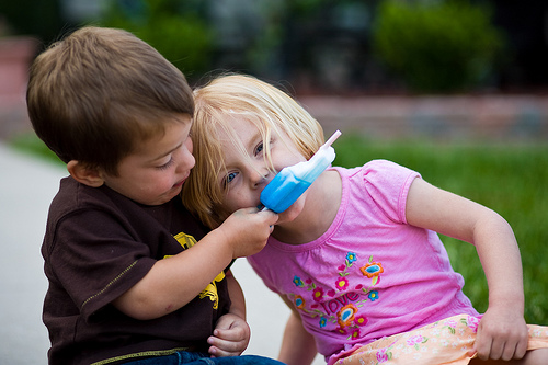 This Little Boy Sure Does Know How To Share!