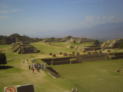 View from Building D looking southwest over the Sunken Patio towards System IV, Temple of the Dancers, and System M.