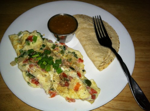 Here is a great breakfast I prepared recently!  Egg white omelette with pico de gallo, green onions, tomatillo chile and hot corn tortillas!
