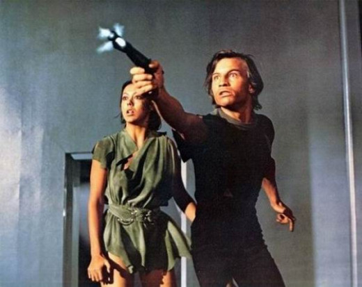Jenny Agutter and Michael York in Logan's Run (1976)