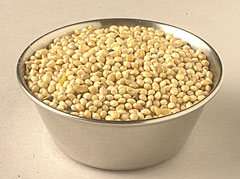white millet bird seed, an eco-friendly alternative to rice. The birds will pick up the mess for you