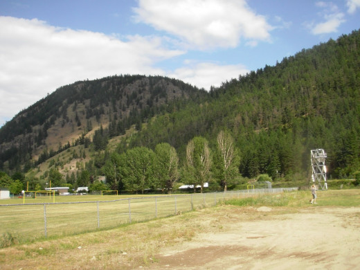 After the training run, a van takes us up the forestry access road to Chase Canyon, in the gap between these two mountains.