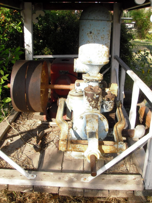 Goulds Power Pump, ca 1900