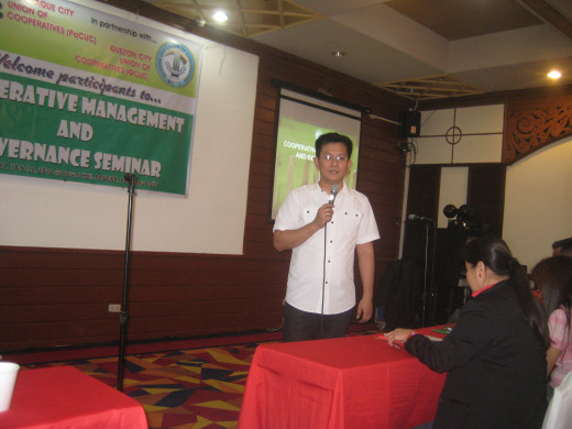 The seasoned lecturer, Sir Eduardo 'Boyet' Dolor of Quezon City Union of Cooperatives