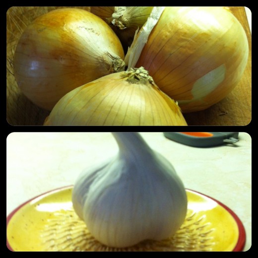 Sweet Onions & Garlic for Baked Onions