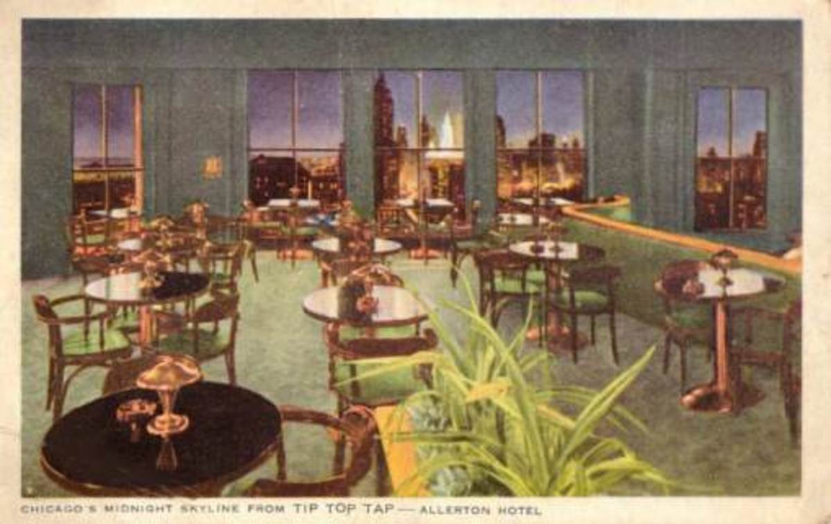 Vintage 1942 Postcard of a nighttime view from the Tip-Top Tap.
