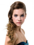 How to Create a Simple Fishtail Braid