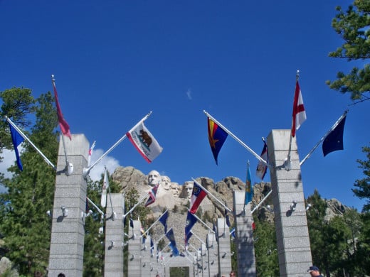 Mount Rushmore's Avenue of Flags
