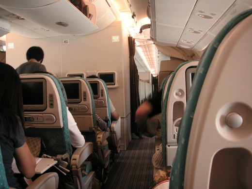 Economy seating on SQ's B777-300ER