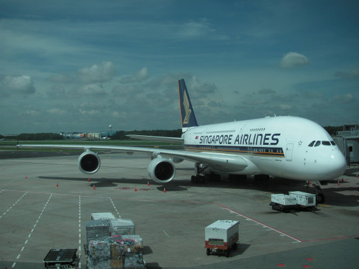 Singapore Airlines flagship aircraft, trhe spectacular Airbus A380