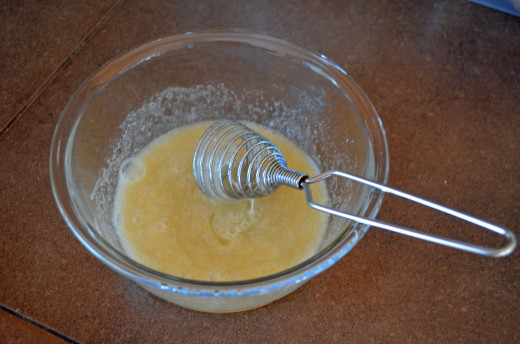 Make sure to whisk well to dissolve the sugar.