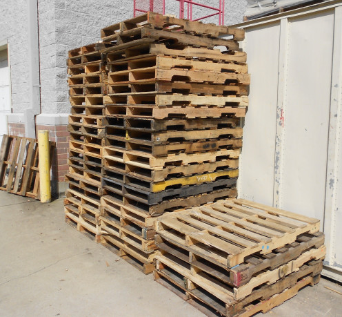 Pallets are everywhere!  Pallet recycling projects, pallet furniture and other pallet re-purposing are great ways to reduce the number of pallets going to land fills. 