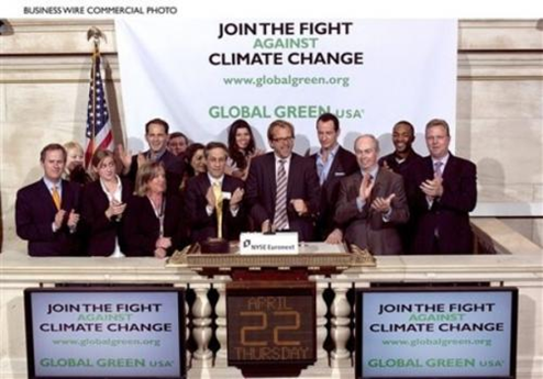 This photo is a depiction leaders who have pledged to find a solution to global warming.