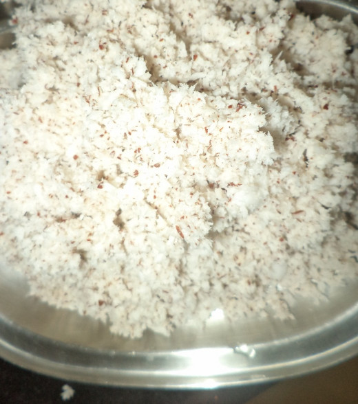 Grated coconuts