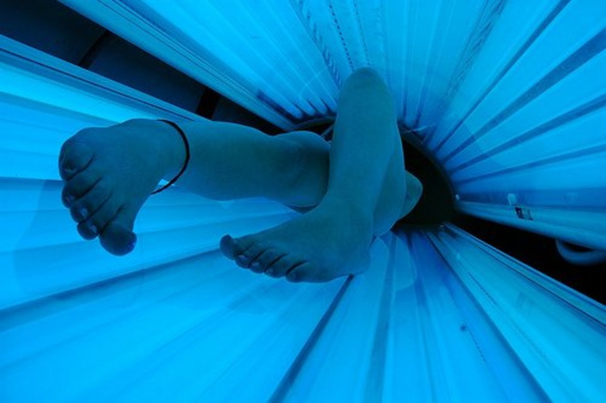 How Often Should You Lay In The Tanning Bed - Bed Western