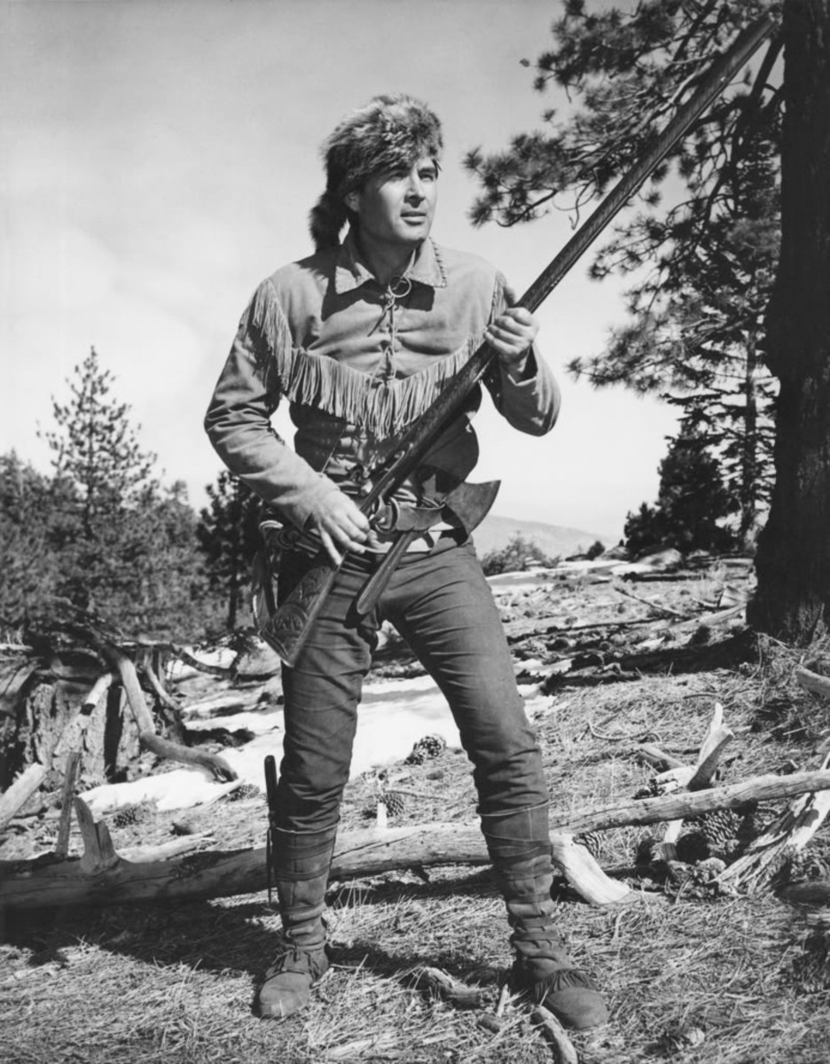 DAVY CROCKETT KING OF THE WILD FRONTIER (AS PLAYED BY FESS PARKER)