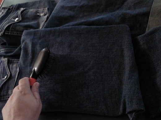 Here's how to break in a new pair of jeans using things you have around home!  The second method I use is brushing. When brushing the denim, brush both up and down AND side to side.  This takes out the stiffness and leaves a softer jean behind!
