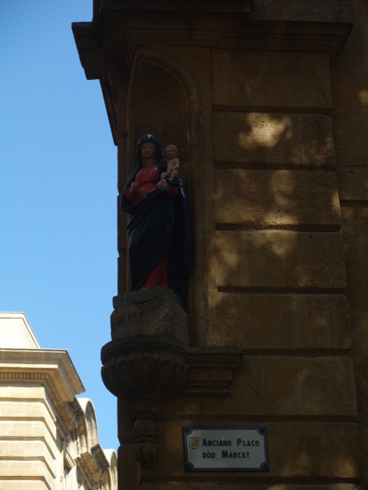 Sculpture in Aix en Provence