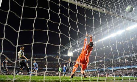 Ivanovic scores the goal that sends Chelsea into the quarter final