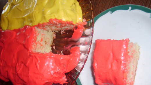 You may not be able to see the texture of the cake but it was very interesting.  This is the original cake with the colorful icing.