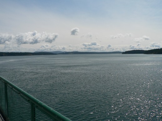 sailing toward Fridays Harbor