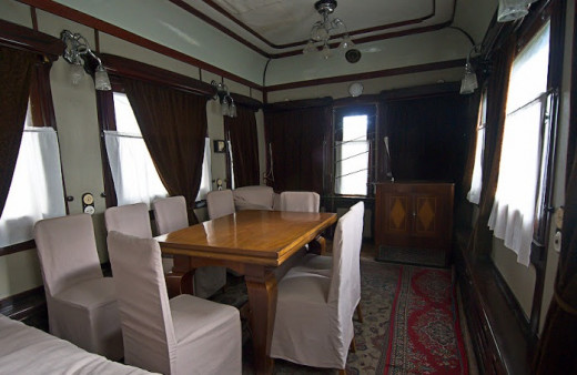 Photo by Vadik Volkov. Conference room in a train. 