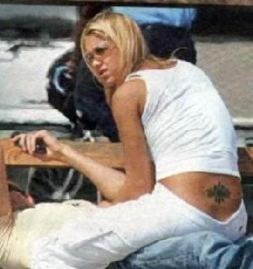 Anna Kournikova Tattoos