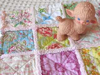 Flannel-backed baby rag quilt