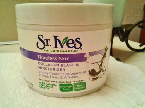 St.Ives Timeless Skin Collagen Elastin Moisturizer