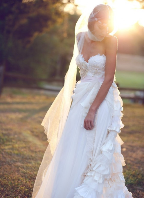 Clare La Faye’s Bohemiam Beauty