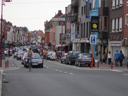 Rijselstraat in the De Barakken suburb in Menen, close to the French border. 