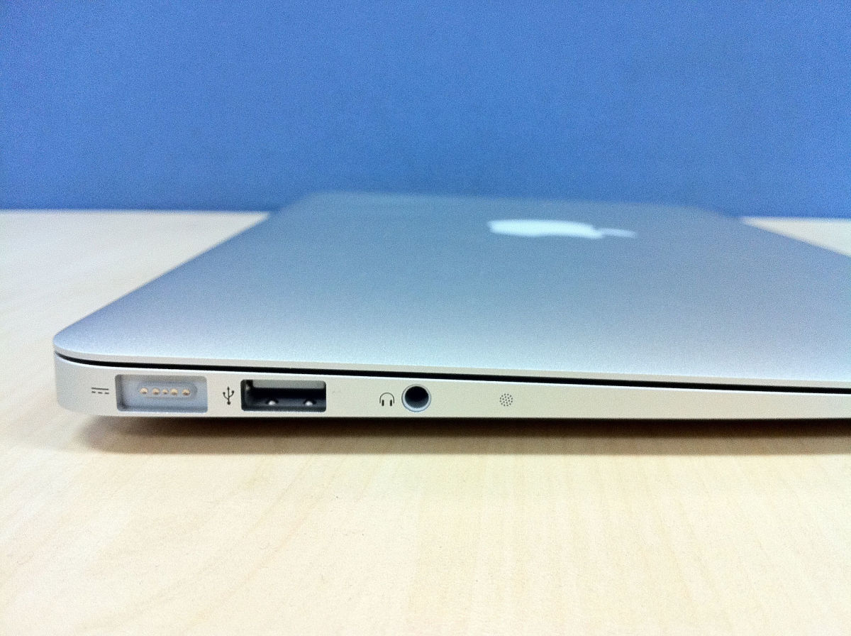 The thin profile of the MacBook Air makes it very portable and easy to pack.