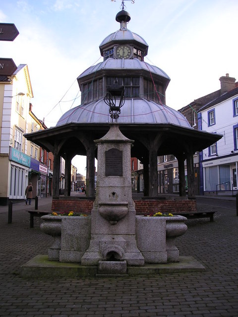 North Walsham: the old town pump in front of the Market Cross