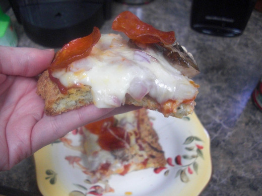 This low carb pizza crust recipe really does resemble ordinary pizza.