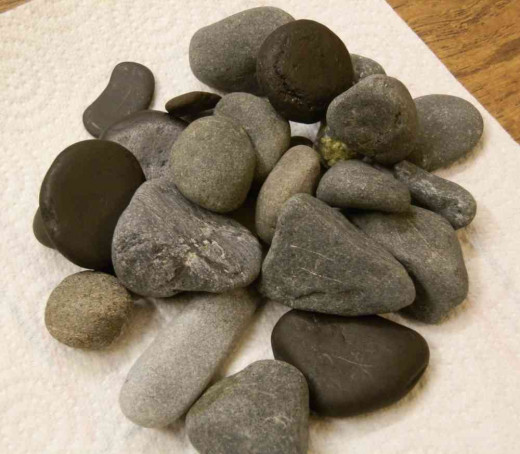 black stones, but only coal or jet stays black when dry