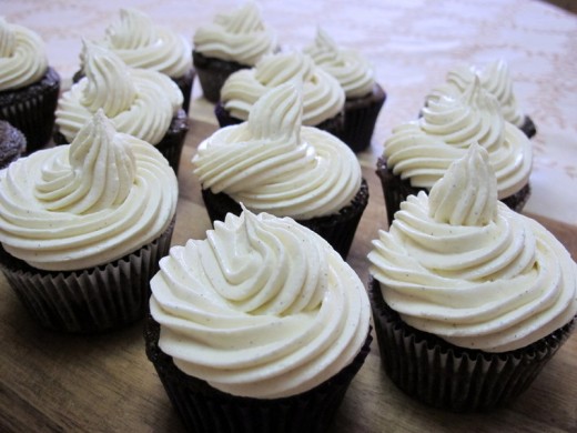 Vanilla Bean Cream Cheese Frosted Chocolate Cupcakes
