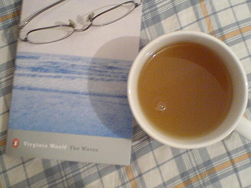 Reading while enjoying a cup of tea may be just the thing to help you fall asleep.