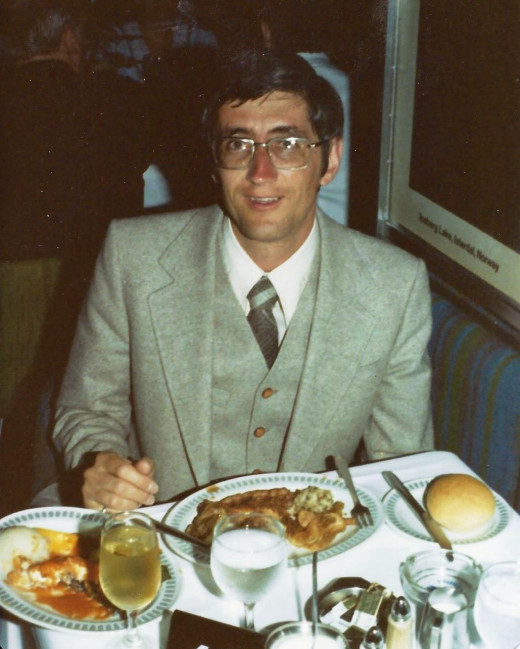 Oringinal Sun Princess dining room, April 1980 somewhere on the Caribbean Sea. I (Joe) am eating two dinners as there were too many great choices on the menu and the waiter said to have both! Lobster and pheasant on Formal Night! Great food in 1980!