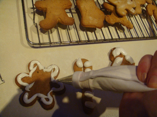 Ice your gingerbread decorations