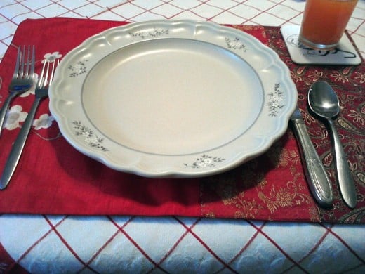 Table setting with placemat