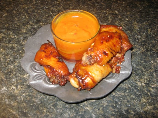 Spicy Chicken Wings - with Mango Dipping Sauce