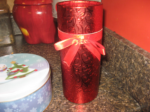 You can find attractive holiday containers at dollar stores for $1 each. 
