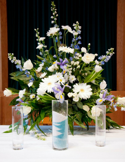 Wedding flowers are created with wedding colors in mind.
