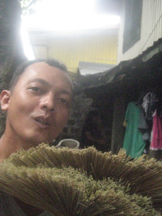  The DIY Man (Photo Source: Ireno Alcala aka travel_man1971)