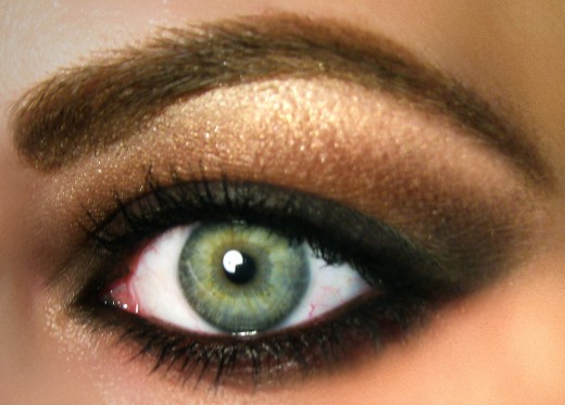 Dramatic Eyeshadow Ideas: Sultry Browns